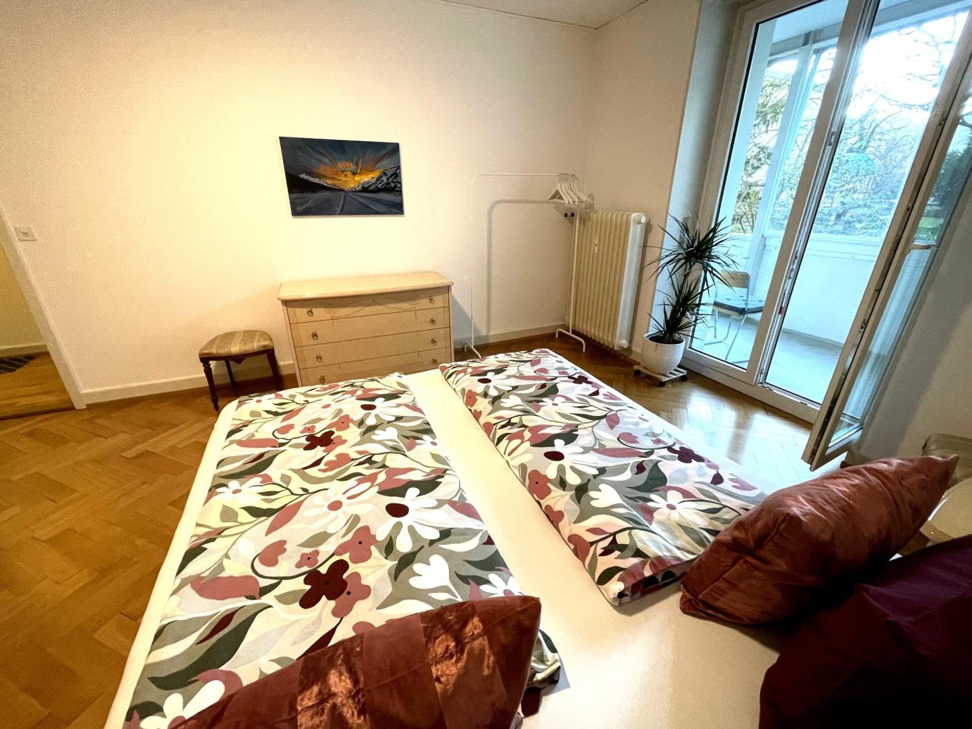 Apartment Art 64